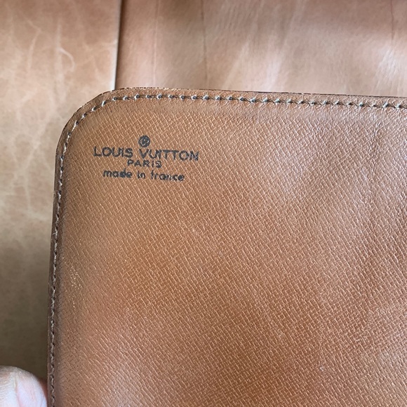 💎LUXURY SALE💎Authentic Louis Vuitton Cartouchiere GM💎 - Picture 7 of 11